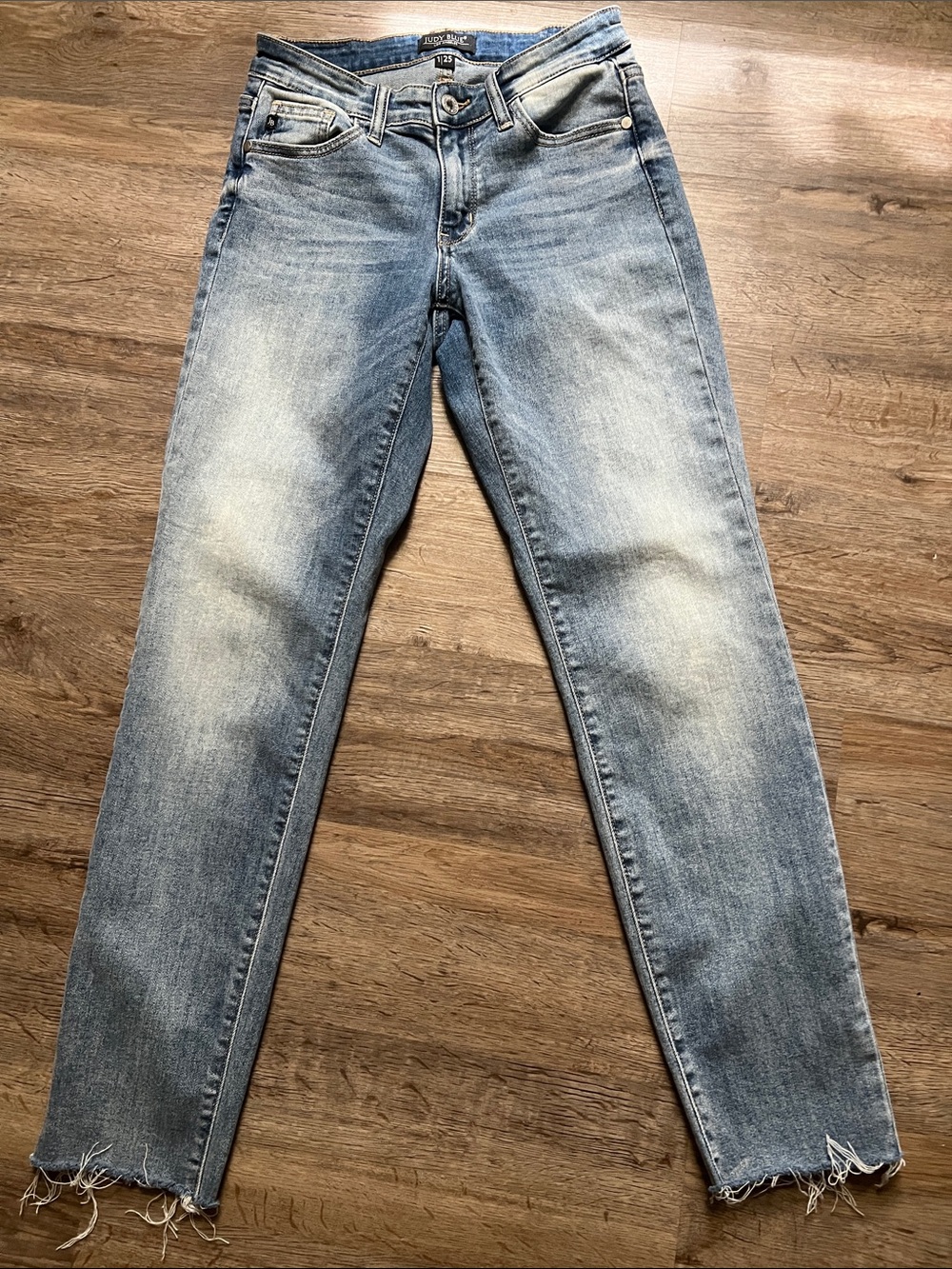 Judy Blue Light Blue Mid Rise Boyfriend Jeans